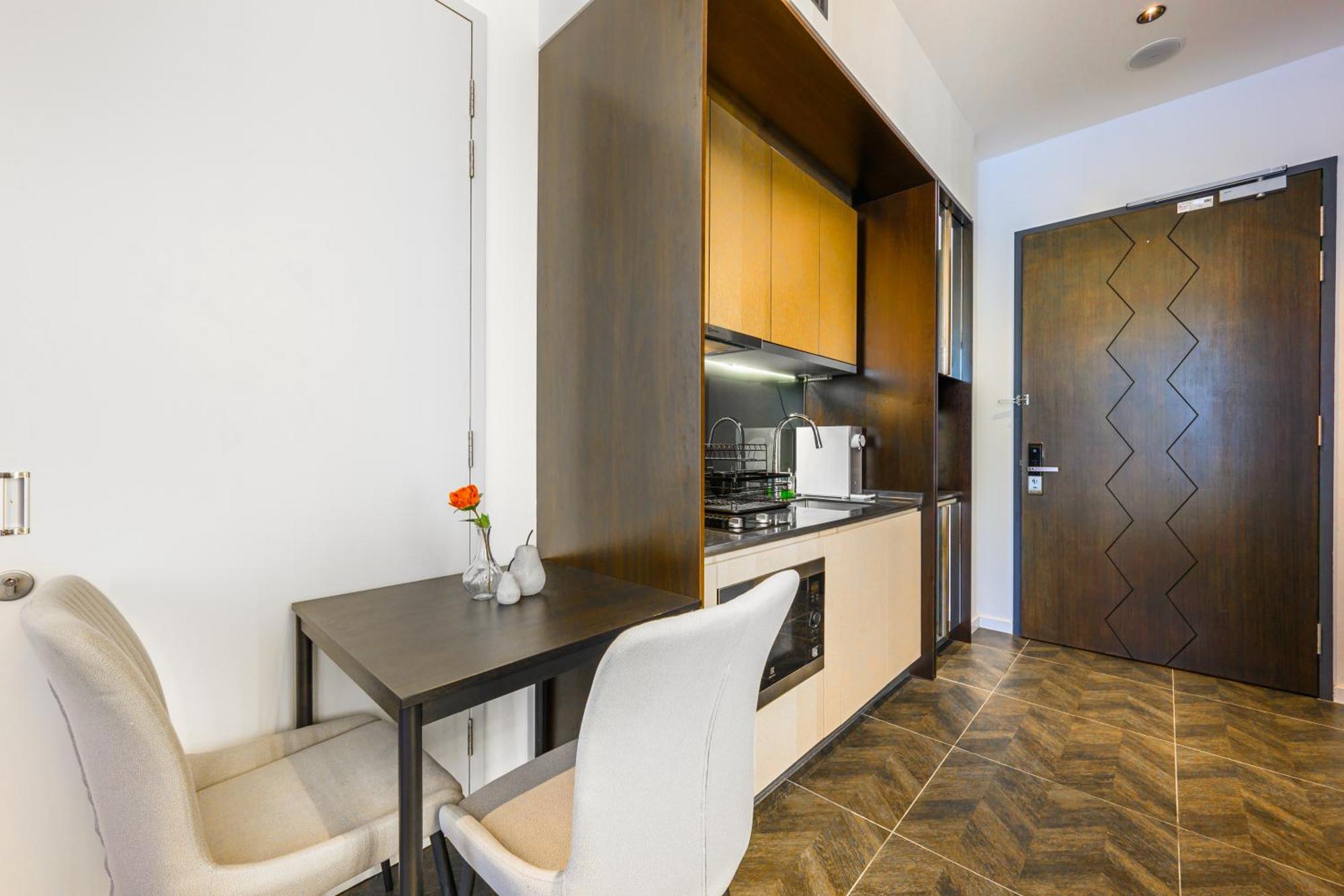 Greystone Scarletz Suites Kuala Lumpur Exterior photo